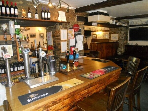 Free Of Tie Public House - Llanwrda Photo 8