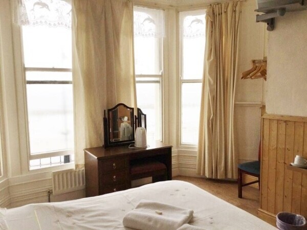 Immaculately Presented 67 Bedroom Hotel Photo 8