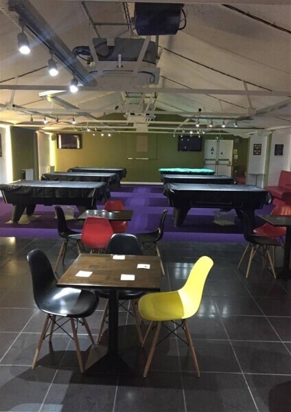 FREE OF TIE AIR CONDITIONED SPORTS BAR & POOL HALL FOR SALE IN BRAINTREE Photo 8