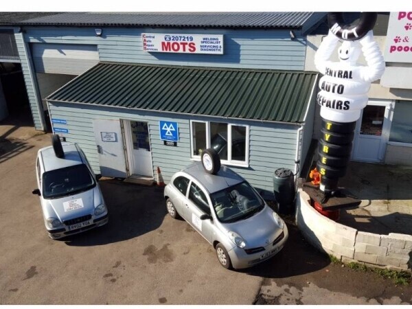 Highly Regarded Garage and MOT Centre Photo 8