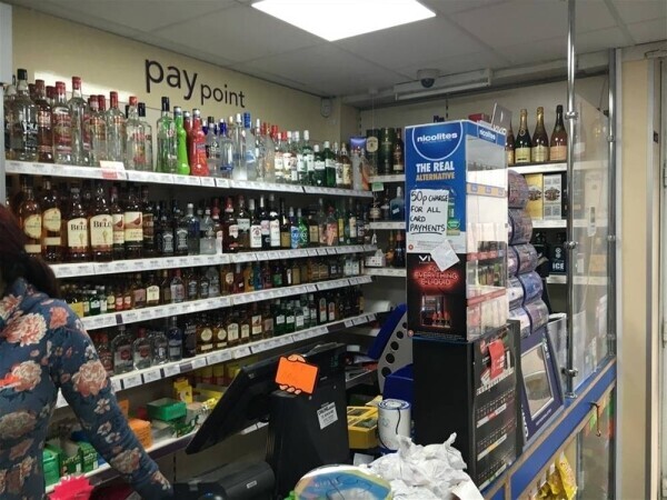 LICENSED CONVENIENCE STORE & NEWSAGENT WITH FAMILY HOME FOR SALE IN STANLEY/CO DURHAM Photo 8