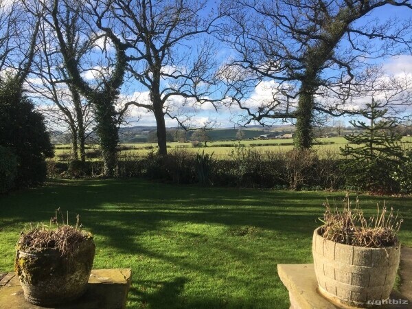 Business for Sale - The Whoop Hall Inn, Kirkby Lonsdale, LA6 2GY Photo 8