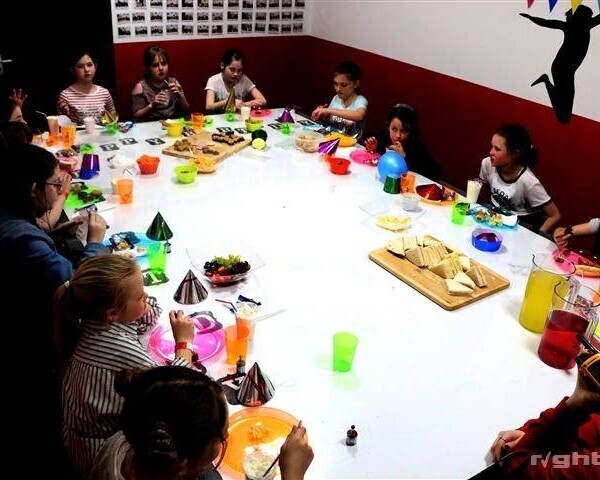 STATE-OF-THE-ART TRAMPOLINE PARK Photo 8