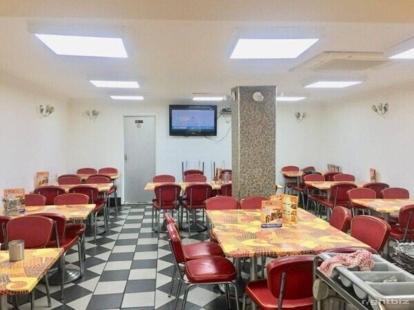 Restaurant For Sale in Green Street Photo 8