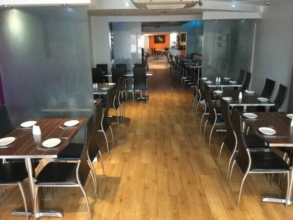 Indian Restaurant with a Popular Takeaway Service Photo 8