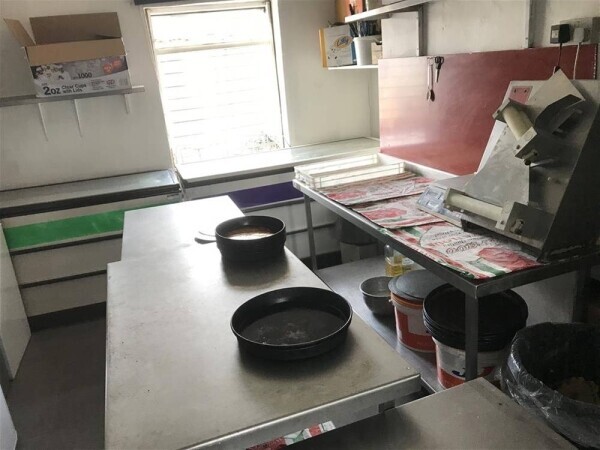 OFF LICENCE & MEDITERRANEAN TAKEAWAY & DELIVERIES FOR SALE IN TAMESIDE Photo 8