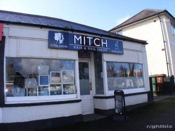 ATTRACTIVE HAIR AND NAIL SALON – Plymouth Photo 8
