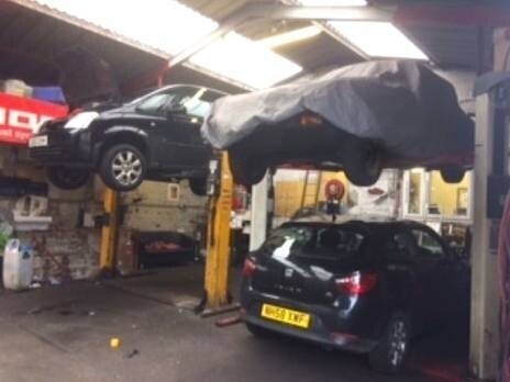 Freehold Very Well Established Service & Repair Garage Photo 8