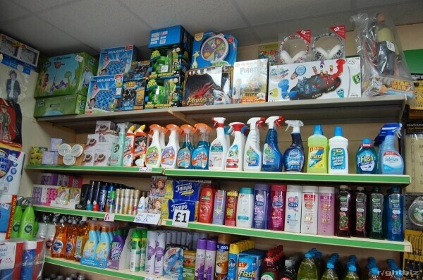 SWEETS / CARDS / TOYS / GIFTS AND MUCH MORE MAIN ROAD POSITION CLOSE TO SCHOOLS SEAHAM HARBOUR Photo 8