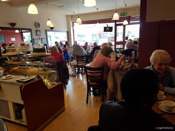 Busy cafe for sale in West Sussex Photo 7