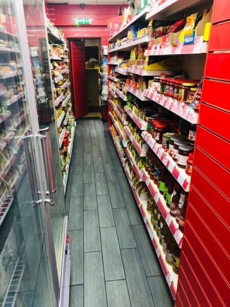 Convenient Store New instruction in Greenford Leasehold Photo 8