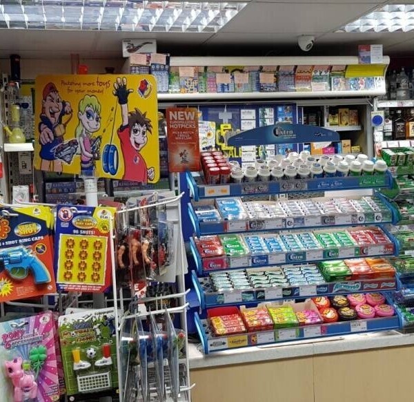 Convenient Store For sale in Rickmansworth Leasehold Photo 8