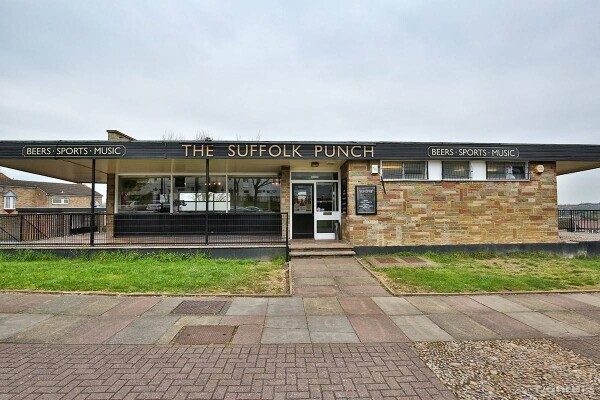 SUFFOLK - VIRTUAL FREEHOLD RESIDENTIAL PUB W/ KITCHEN & PARKING Photo 8