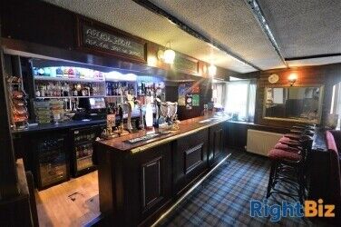 Beautiful 9 Bedroom Country Inn with Bar and Restaurant in Scotlandwell, Fife (ref. 1266) Photo 8