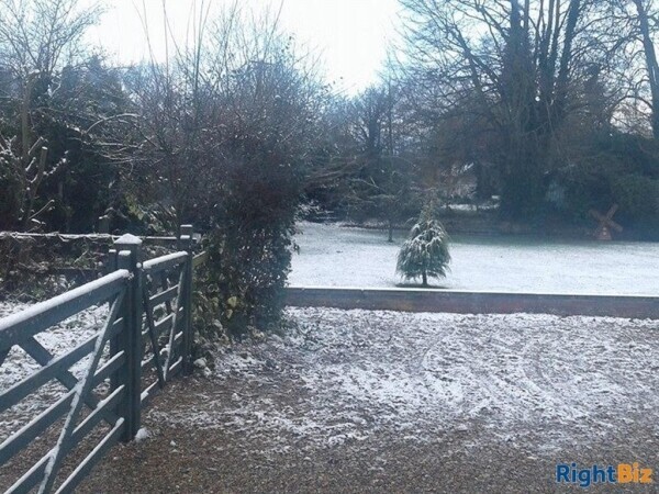 9 Bedroom House 7 Ensuite Rooms Heated Swimming Pool Large Garden Riverside Property Reception Rooms Photo 8