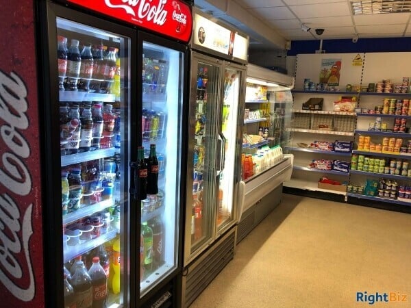 Convenience Store & Off Licence in Hebburn with low rent. Great leasehold opportunity Photo 8