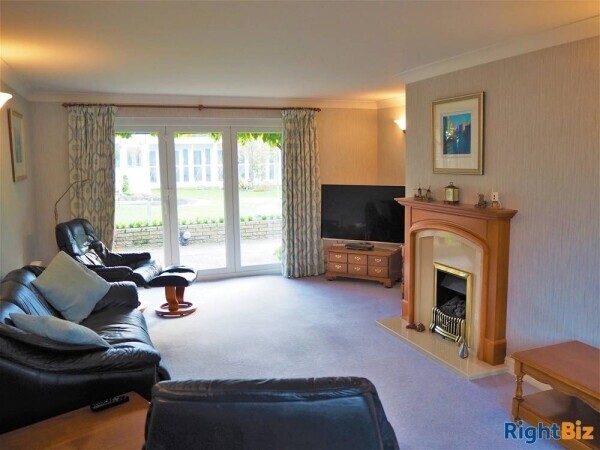 Kennels, Cattery & Equestrian businesses For Sale in Wantage Photo 8