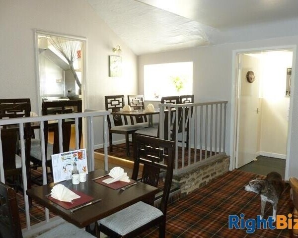 Popular leasehold Free house near to Frome Somerset with lovely beer garden Photo 8