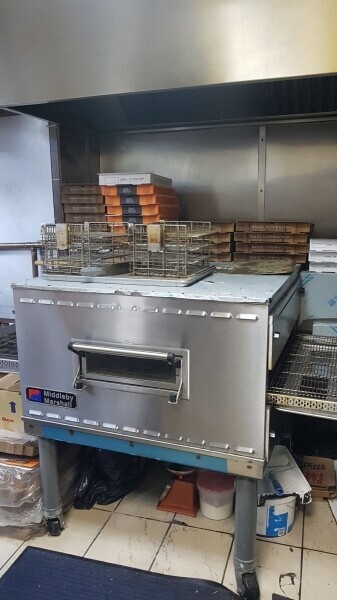 Profitable Chicken & Pizza shop with four bedroom flat for sale at a prime location Hounslow Photo 8