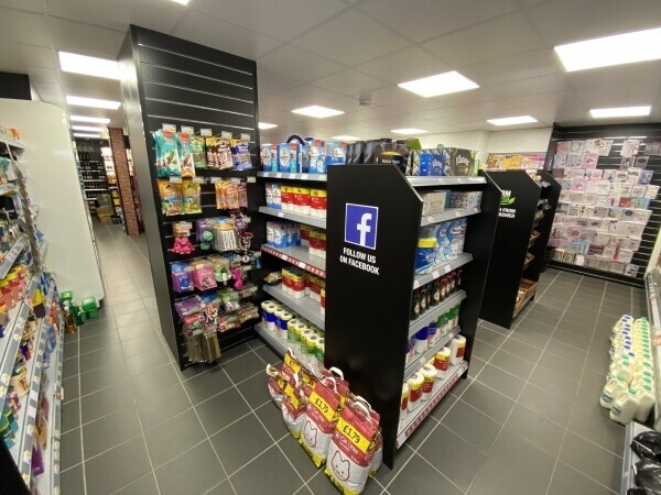 Convenience Store & Off Licence in North Shields with new High Spec Re-fit Photo 8