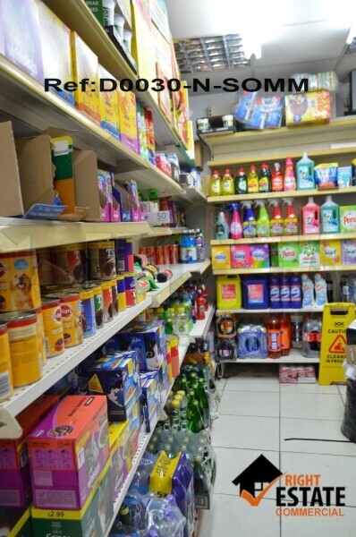 Established Spacious Off Licence in a Prime Location with 2 bedroom Flat Photo 8