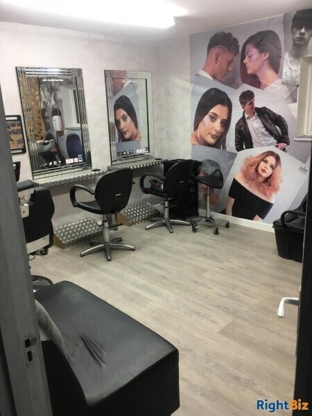 Here is a Wonderful Hairdressing Salon Business For Sale In Buckinghamshire Photo 8