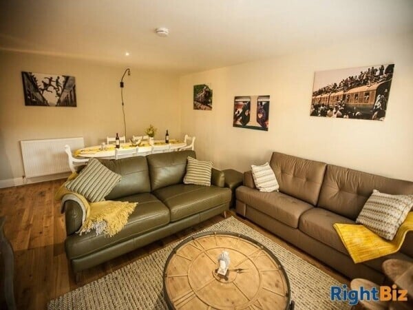 Holiday Cottage For Sale Photo 8