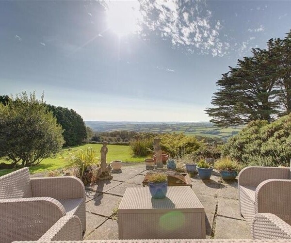 18 Acres, Kennels, Cattery and Pet Cremation service - Cornwall Photo 8