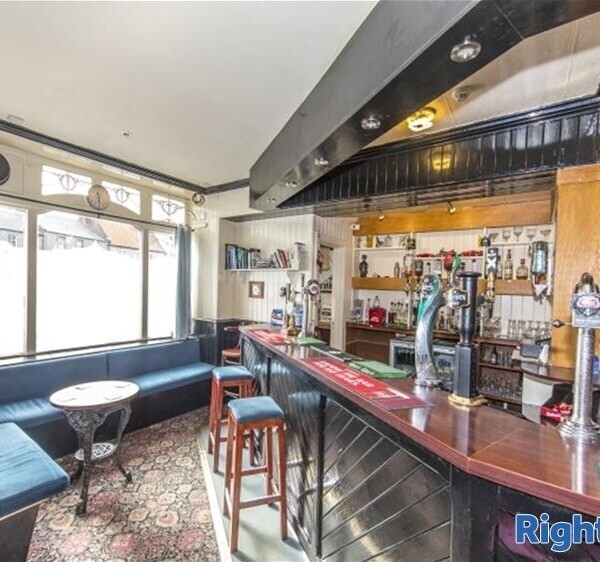 NORTHUMBERLAND - VILLAGE FREEHOLD PUB Photo 8