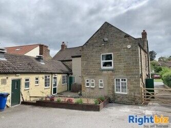 NORTH YORKSHIRE - STUNNING VILLAGE Photo 7