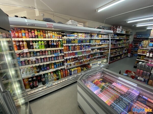 Convenience Store & Off Licence Freehold/Leasehold with Accommodation in Stockton-on-Tees Photo 8