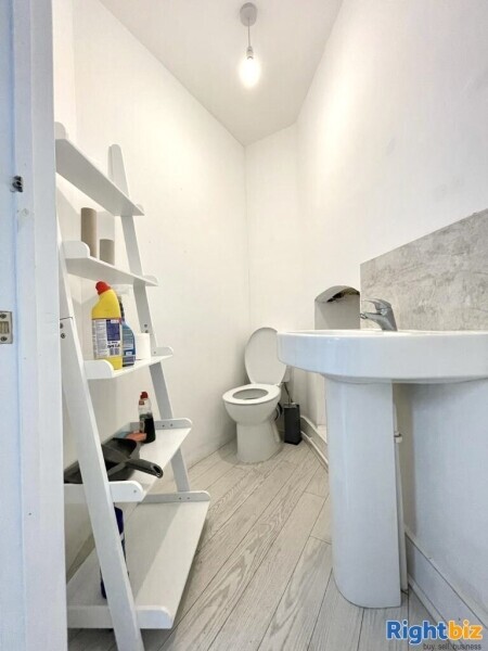 Top Floor Private Office/Studio Space With Restroom, Own Entrance AVAILABLE NOW. Photo 8