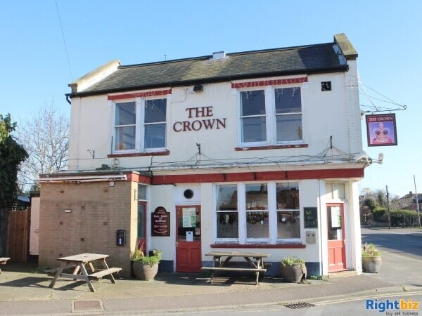 SUFFOLK - 5 BED PUB WITH CAR PARK, KITCHEN & MULTIPLE OUTBUILDINGS Photo 8