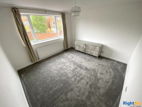 Freehold Garage +Forecourt (~22 cars) +3 Bedroom Detached Property for sale Kirkby in Ashfield Photo 8