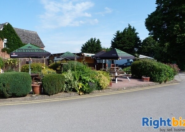 OXFORDSHIRE - THAMES VALLEY SUCCESSFUL INN Photo 8