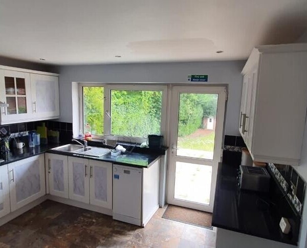 FORMER CHILDCARE FACILITY WITH 4/5 BEDS WITH C2 PLANNING (CHILDCARE) AVAILABLE ON FRI LEASE Photo 8