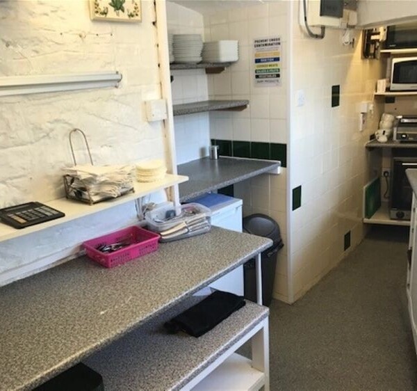 Under Offer: Charming Tea Rooms set in seaside town For Sale in Dawlish Photo 8