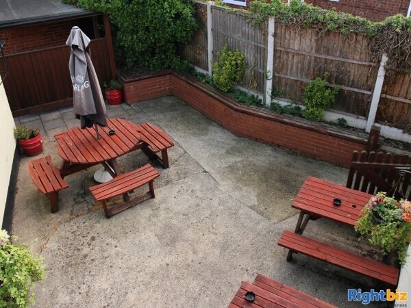 LINCOLNSHIRE - PUBLIC HOUSE Photo 8