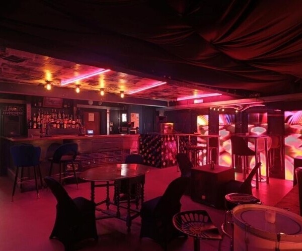 Multi Award Winning Live music Venue / Development Opportunity Photo 8