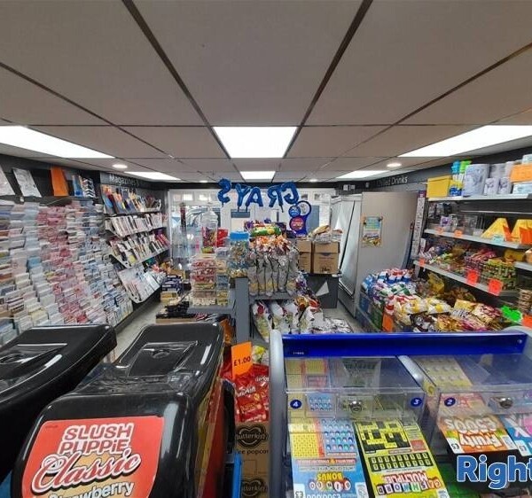 Newsagents For Sale in Doncaster Photo 8