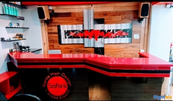 Barber chair for rent in Luton Photo 8