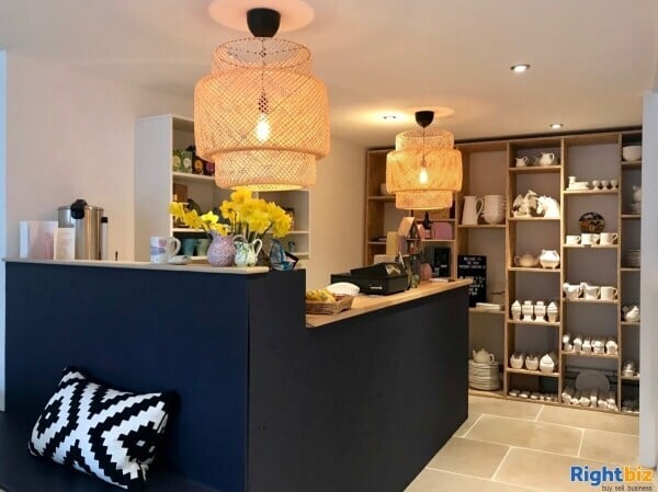 Beautiful Cotswold Lifestyle Pottery Cafe in Stow-on-the-Wold Photo 7