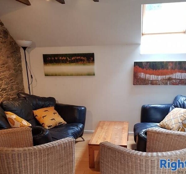 Well Established Cafe & Gallery For Sale Photo 8