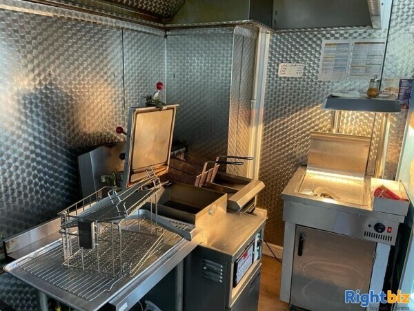 Pizza Burger Chicken Shop for sale Photo 8