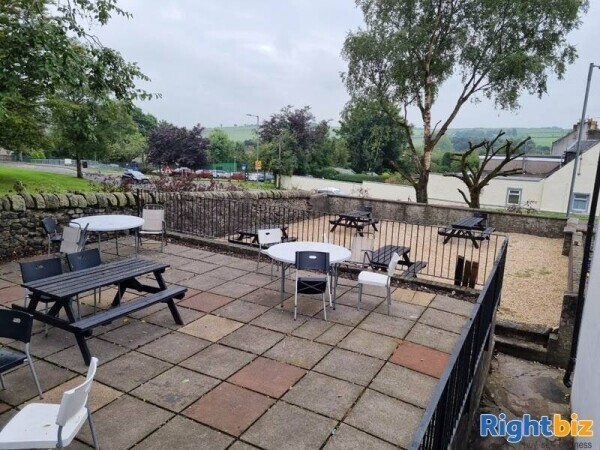 Popular public house and large beer garden within Ayrshire village of Dalry Photo 8