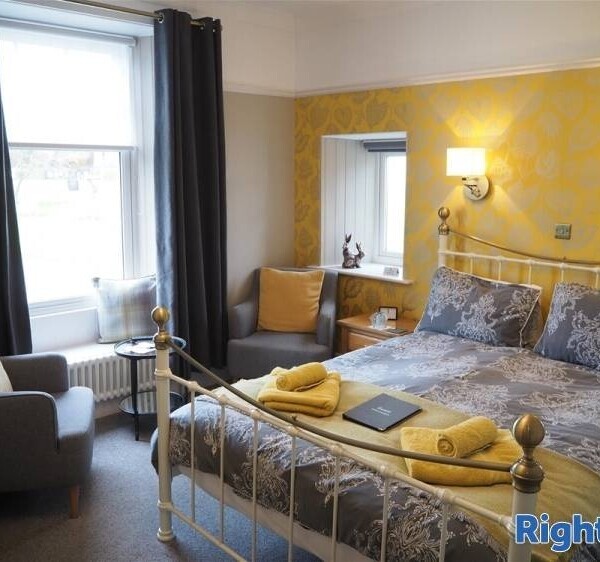 Hotels For Sale in Richmond Photo 8