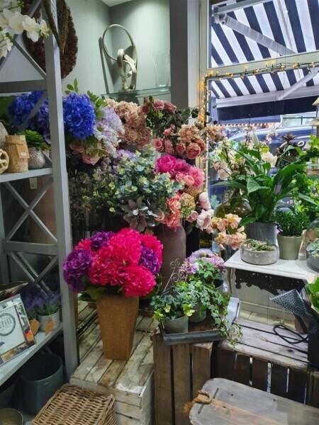 Florist For Sale in Redbridge Photo 8