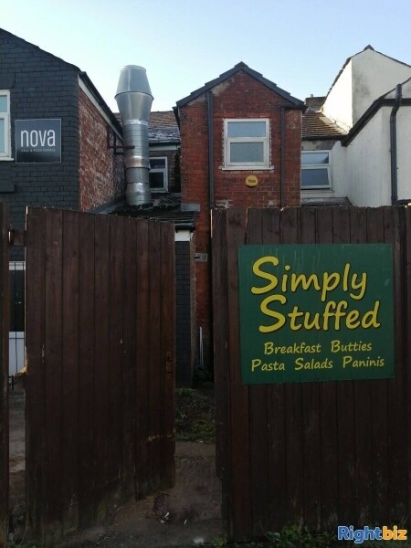 Busy Breakfast / Sandwich Shop in Atherton Photo 7