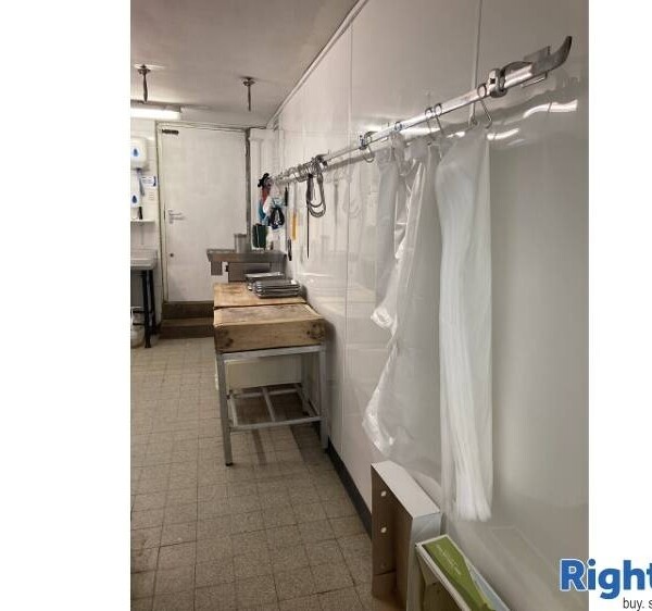 Highly rated Butchers shop with a renowned reputation for sale Photo 8
