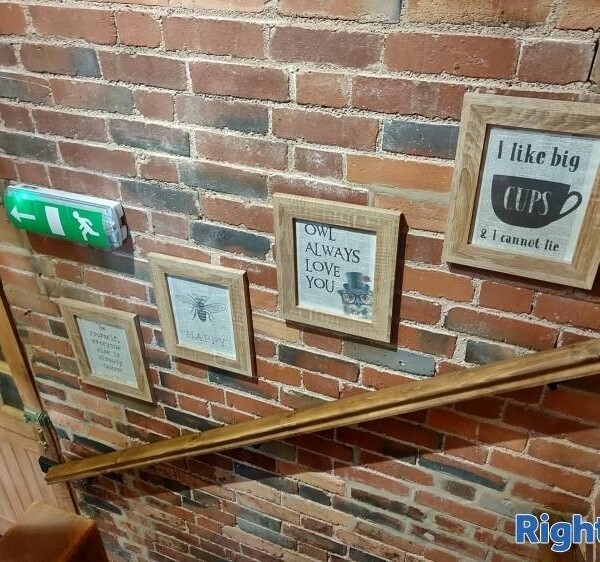 Licensed Café & Coffee Shop Located In Wootton Wawen Photo 8